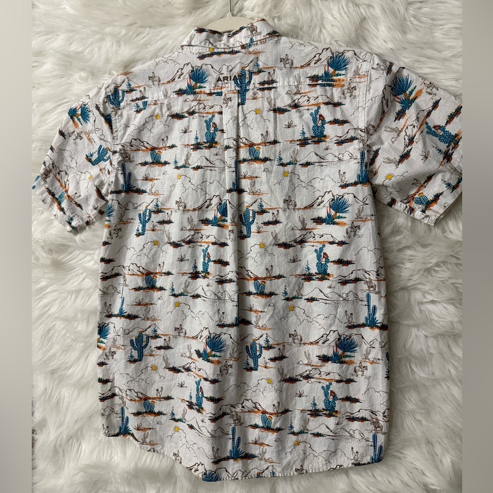 Ariat White Short-Sleeve Desert Cactus Print Shirt - Picture 6 of 6